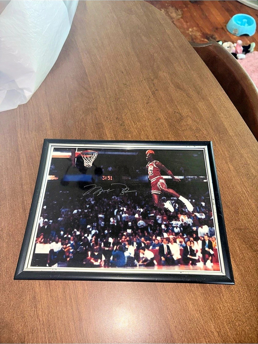 Michael Jordan Framed Photo Print - 8x10 (Facsimile Signature)